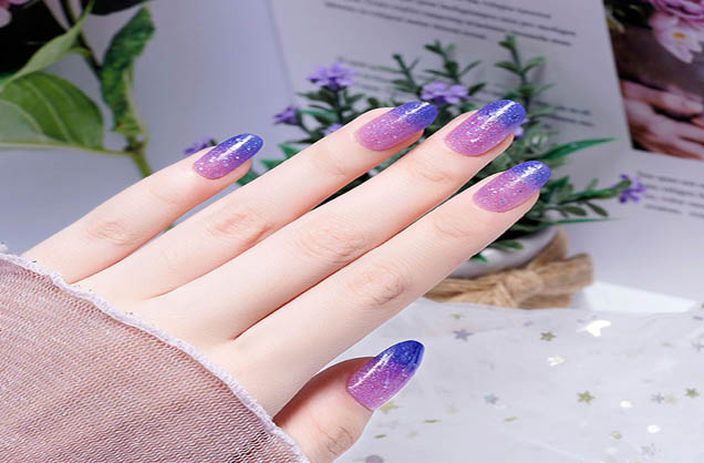 Voorzorgsmaatregelen bij het wrijven van nagellak