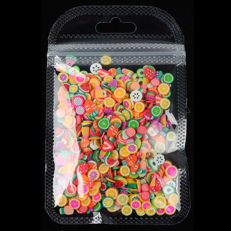Accessoires voor nagelkunstdecoratie snijden